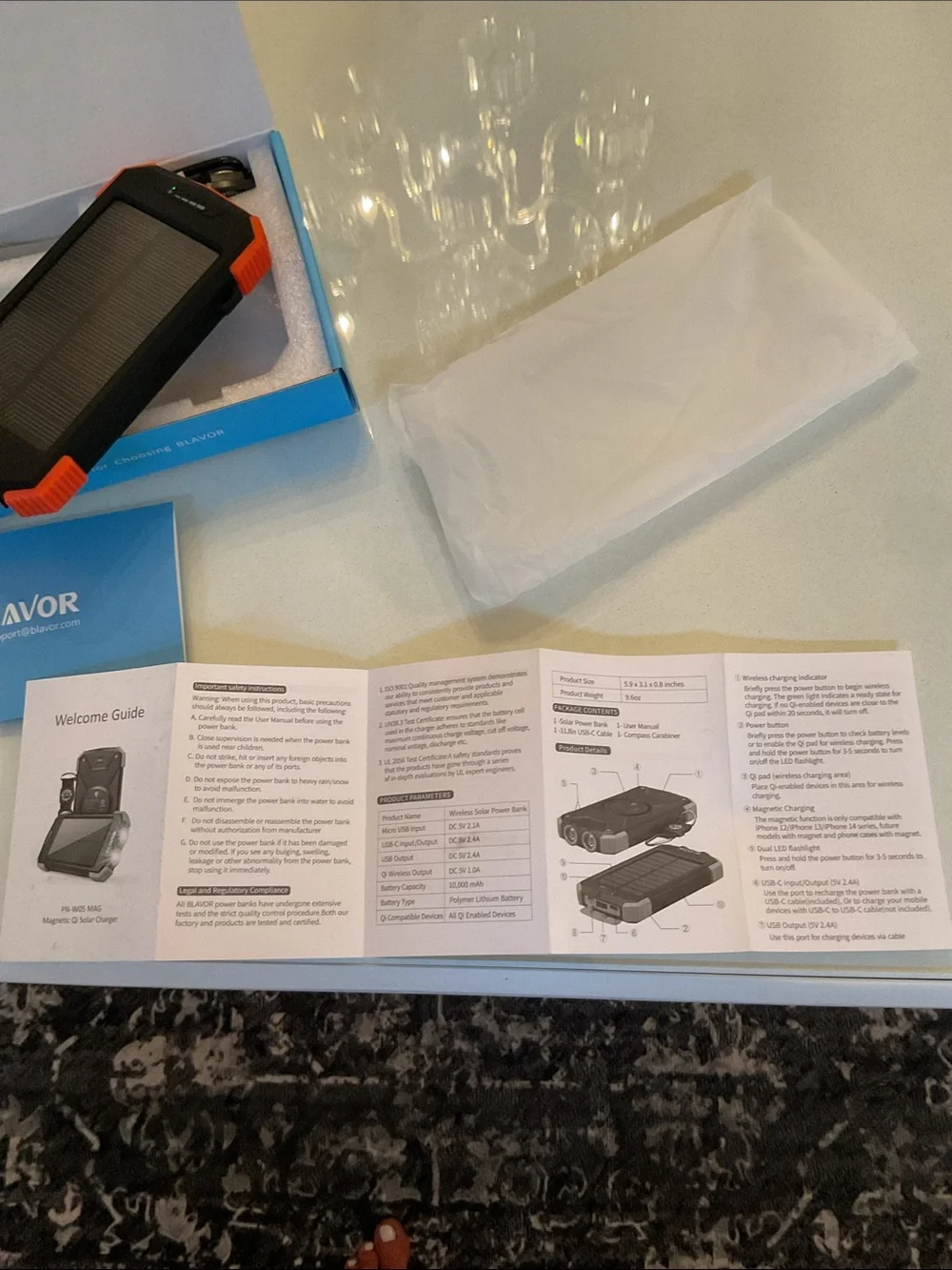 BLAVOR Magnetic Solar Charger Bundle BRAND NEW